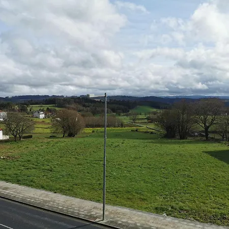 Tres Abetos Hostel Arzua